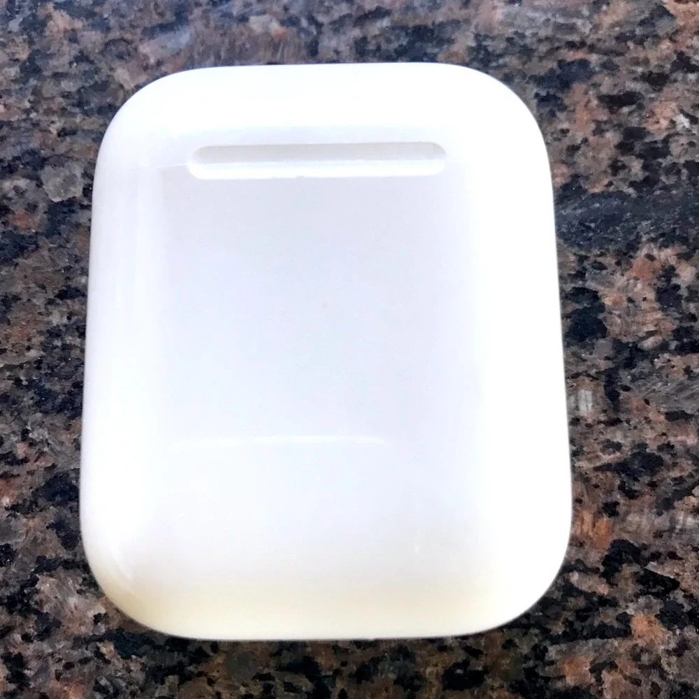 Apple AirPods (A1602 - 1st Gen)